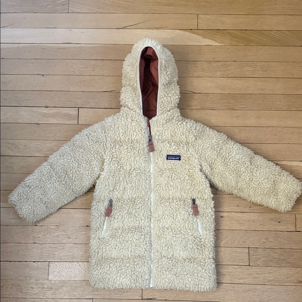 Patagonia Hi-Loft Fleece Parka in Oyster - size 5t